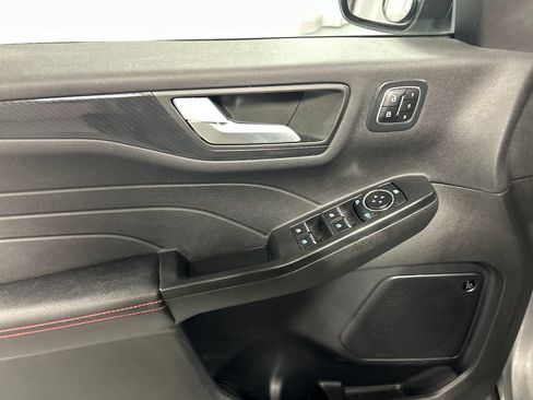 Used 2023 Ford Escape ST-Line Select w/ Tech Pack #2 AWD/4WD image 12