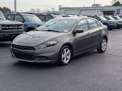Used 2016 Dodge Dart SXT image 3