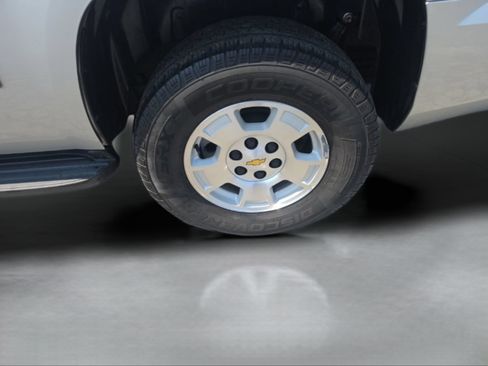 Used 2014 Chevrolet Tahoe LT RWD image 31