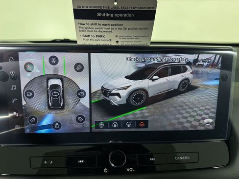 Used 2026 Nissan Rogue Platinum w/ Platinum Premium Package image 14