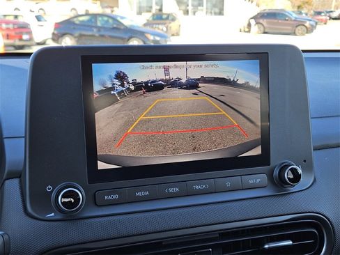 Used 2023 Hyundai Kona SEL image 18