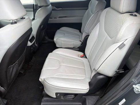 Used 2023 Hyundai Palisade SEL image 16