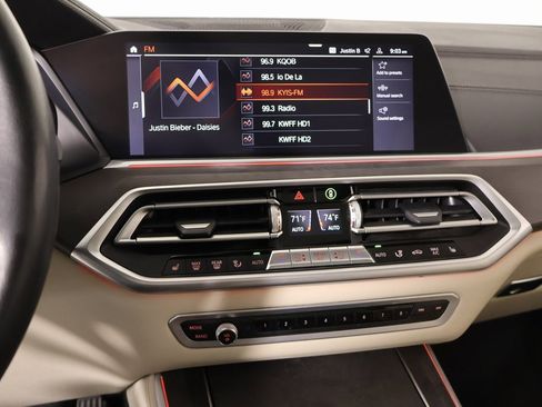 Used 2021 BMW X5 sDrive40i w/ Executive Package image 5