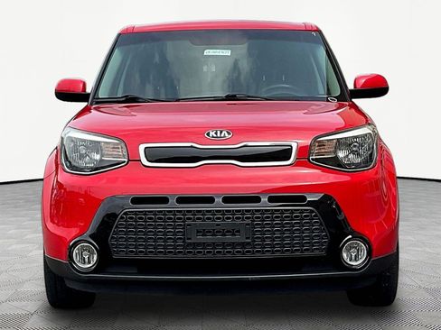 Used 2016 Kia Soul + FWD image 2