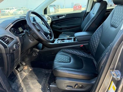 Used 2024 Ford Edge Titanium w/ Equipment Group 301A AWD/4WD image 4