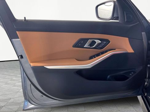 Certified 2025 BMW 330i xDrive Sedan image 23