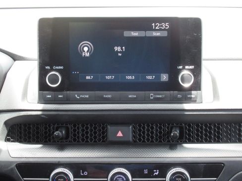 Used 2024 Honda CR-V LX image 15