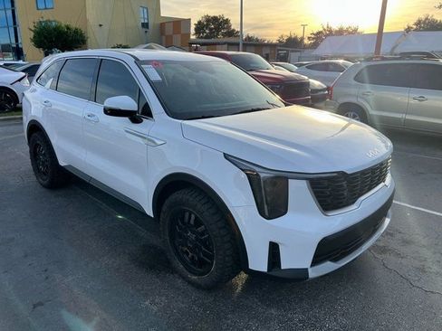 New 2026 Kia Sorento LX FWD image 3
