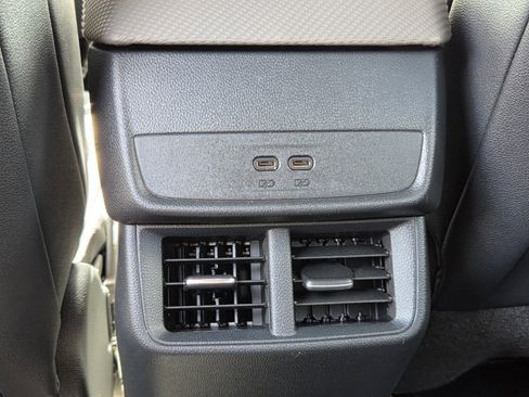 New 2026 Chevrolet Equinox LT w/ Convenience Package II image 9