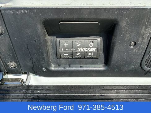 Used 2024 GMC Sierra 2500 AT4X AWD/4WD image 16