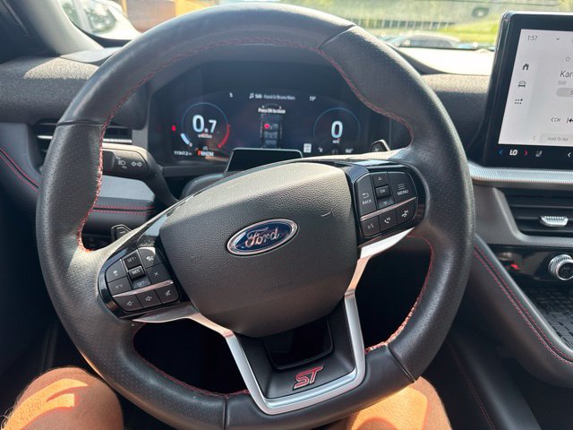 Used 2025 Ford Explorer ST AWD/4WD image 23