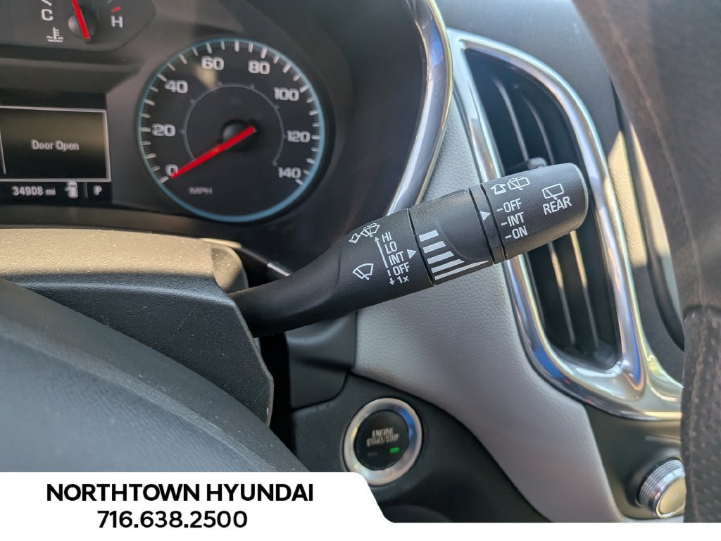 Used 2020 Chevrolet Equinox LS FWD image 21