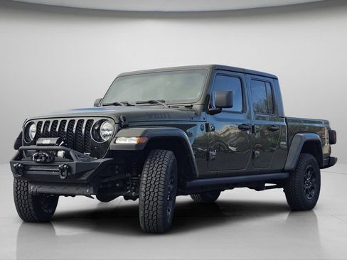 Used 2023 Jeep Gladiator Sport AWD/4WD image 18