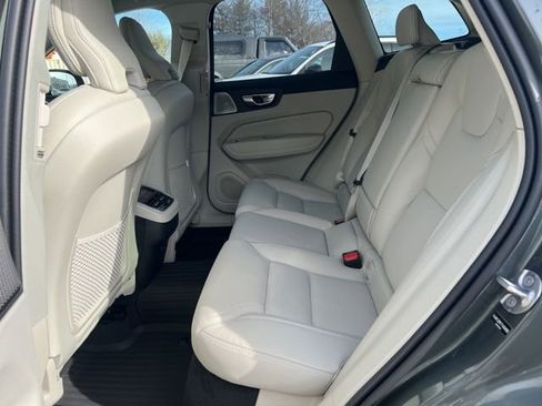 New 2026 Volvo XC60 B5 Ultra w/ Climate Package image 22