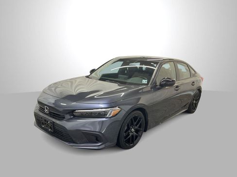 Used 2024 Honda Civic Sport image 1