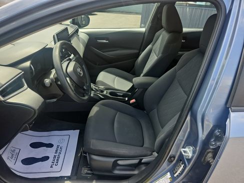 Used 2021 Toyota Corolla LE FWD image 13