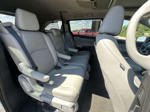 Used 2023 Honda Odyssey Touring image 27