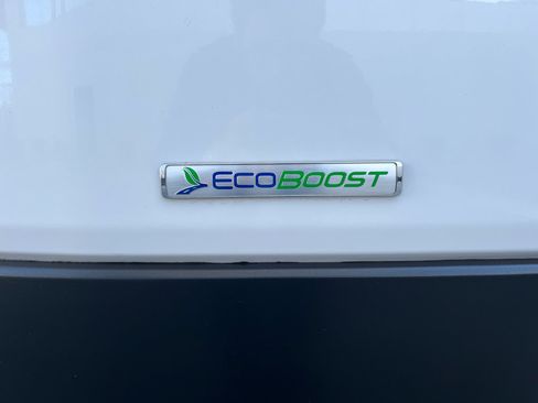 Used 2023 Ford Transit 350 XLT image 11