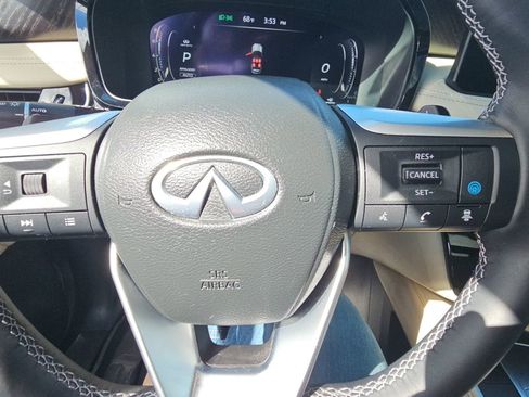 Used 2023 INFINITI QX60 Sensory w/ Vision Package AWD/4WD image 12
