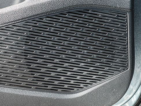 Used 2024 Volkswagen Jetta SE FWD image 44