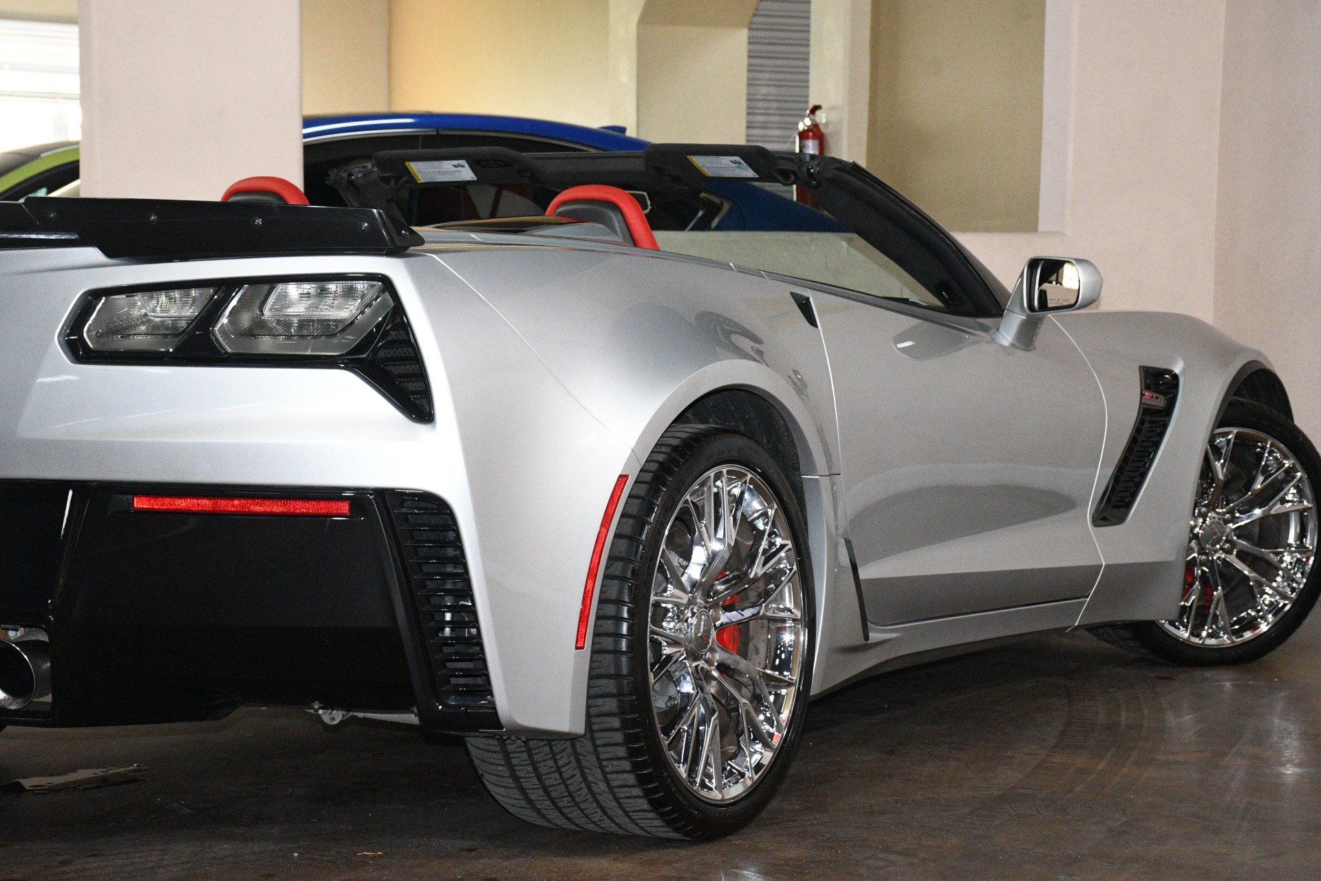 Used 2015 Chevrolet Corvette Z06 w/ 3LZ Preferred Equipment Group RWD image 56