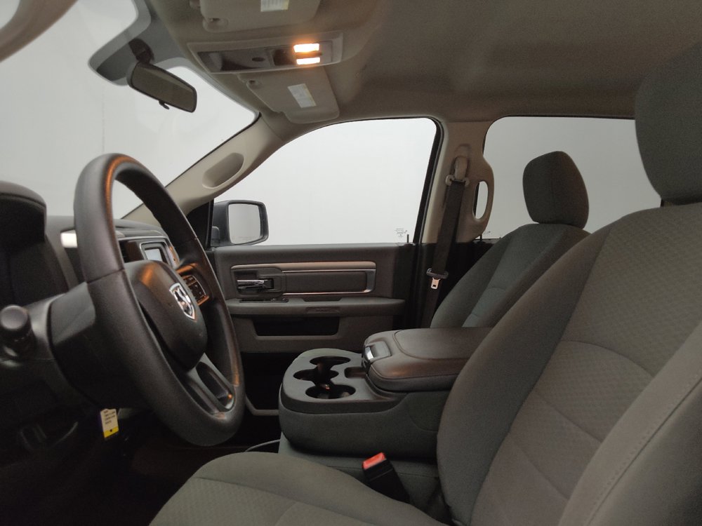 Used 2020 RAM 1500 Classic SLT RWD image 17
