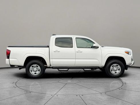 Certified 2023 Toyota Tacoma SR AWD/4WD image 7