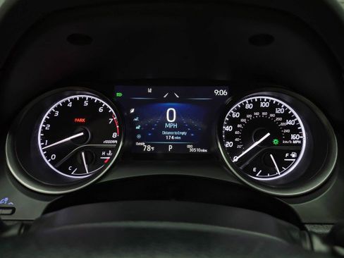 Used 2022 Toyota Camry SE AWD/4WD image 23