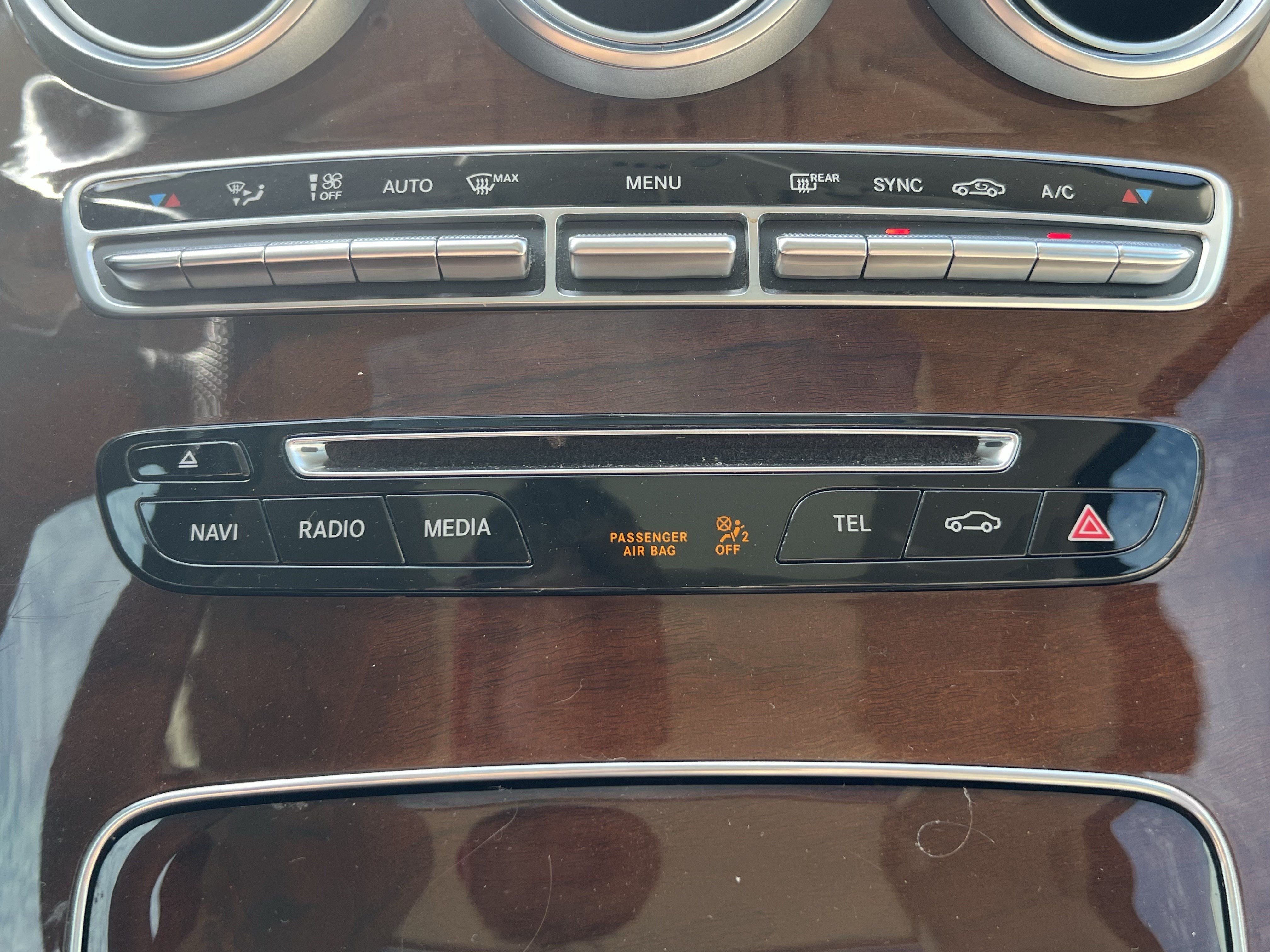 Used 2019 Mercedes-Benz GLC 300 image 29