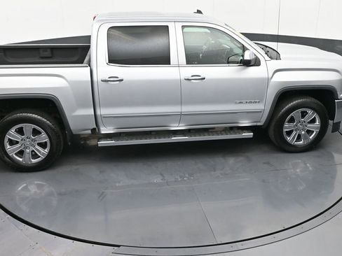 Used 2018 GMC Sierra 1500 SLT image 27