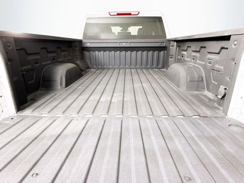 Used 2023 Chevrolet Silverado 1500 Custom image 26