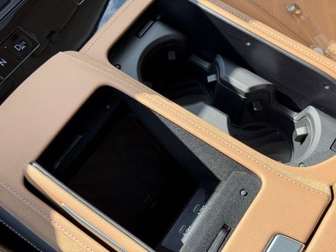 New 2026 INFINITI QX80 Luxe image 12