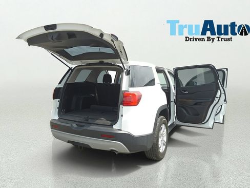 Used 2019 GMC Acadia SLE FWD image 15
