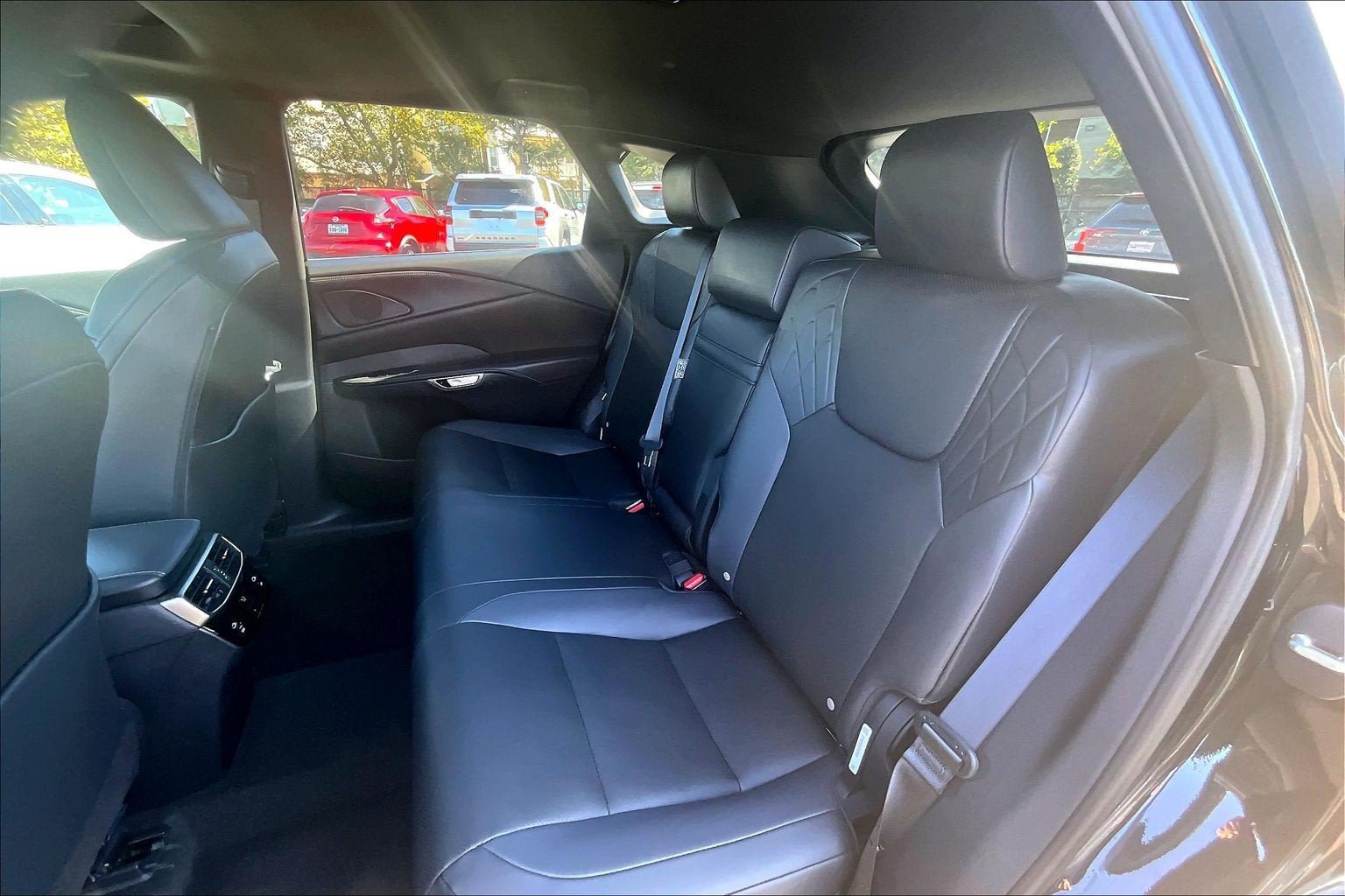 Used 2023 Lexus RX 350 Premium w/ Accessory Package AWD/4WD image 24
