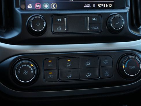 Used 2021 Chevrolet Colorado LT w/ LT Convenience Package image 29