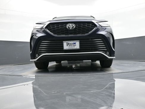 Used 2021 Toyota Highlander XSE image 29