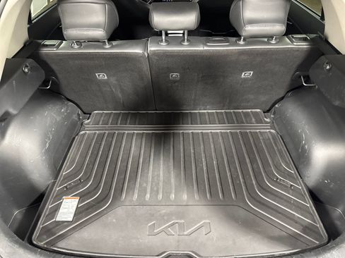 Used 2023 Kia Niro EX FWD image 26