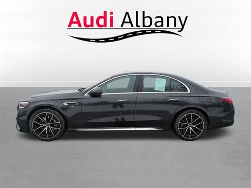 Used 2025 Mercedes-Benz E 53 AMG e 4MATIC Sedan image 3
