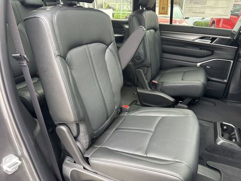 New 2025 Jeep Wagoneer Series II w/ Convenience Group I image 55