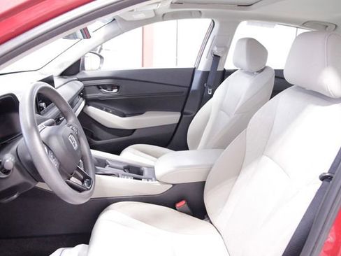 Certified 2023 Honda Accord EX image 15