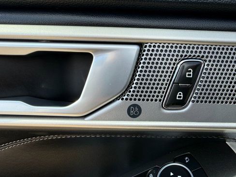 Used 2023 Ford Explorer Limited image 25