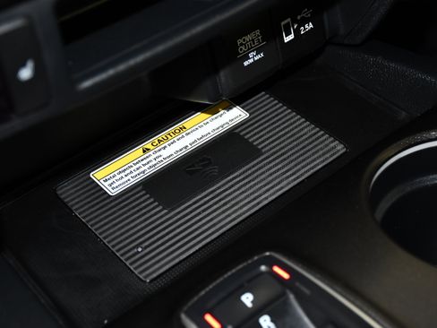 Certified 2023 Honda Passport TrailSport image 30