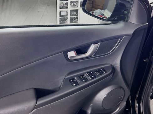 Certified 2021 Hyundai Kona Limited image 17