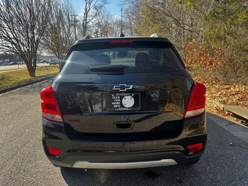Used 2020 Chevrolet Trax LT w/ Redline Edition image 6