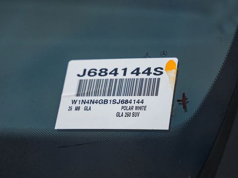 Certified 2025 Mercedes-Benz GLA 250 image 26