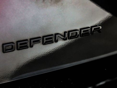 Used 2024 Land Rover Defender 110 X image 9