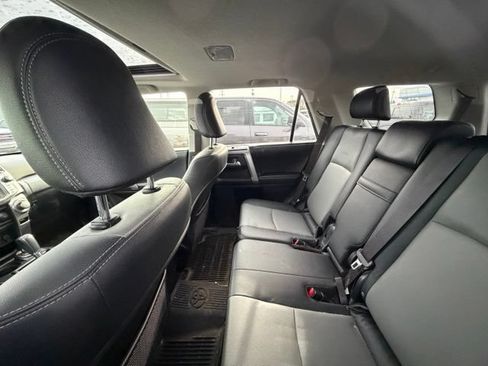Used 2016 Toyota 4Runner SR5 Premium AWD/4WD image 8