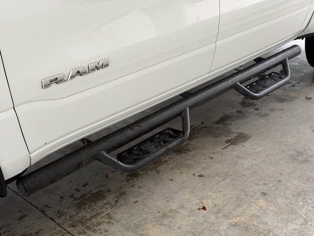 Used 2023 RAM 1500 Laramie AWD/4WD image 19