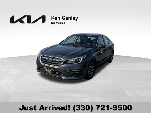 Used 2018 Subaru Legacy 2.5i Premium AWD/4WD image 1