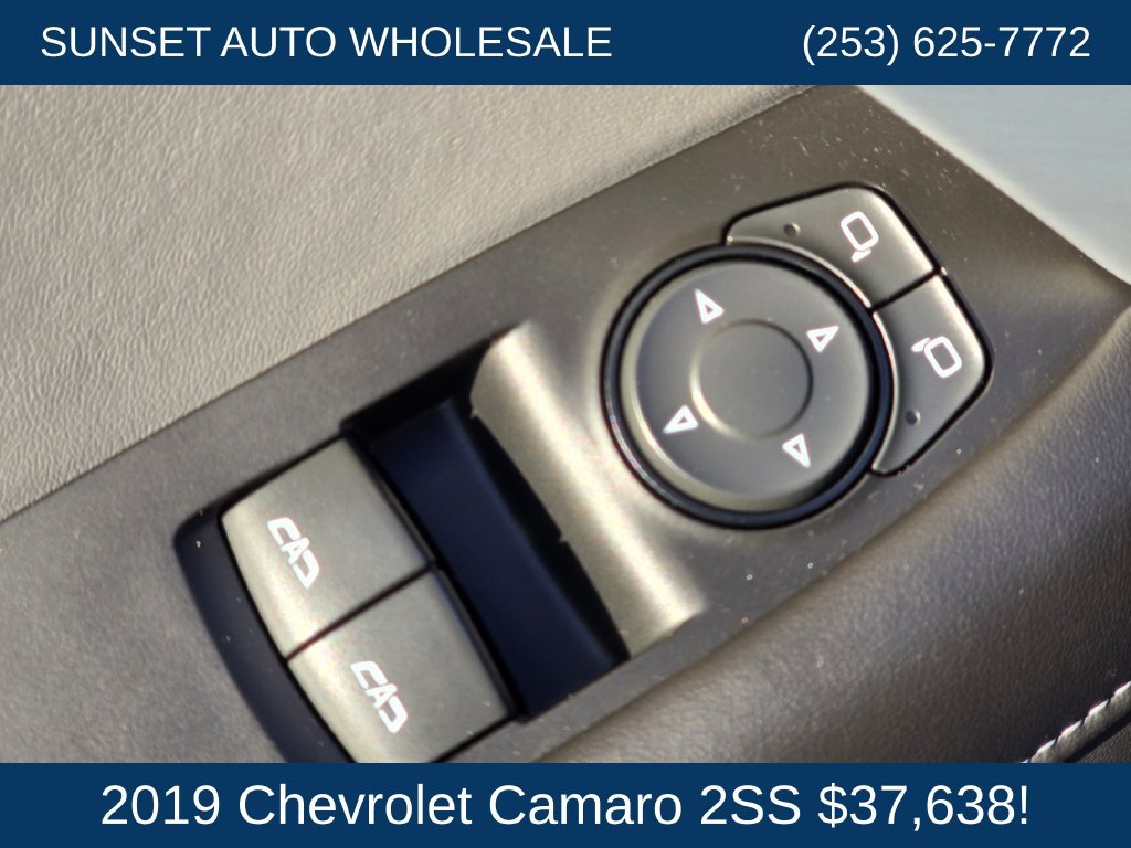 Used 2019 Chevrolet Camaro SS RWD image 27